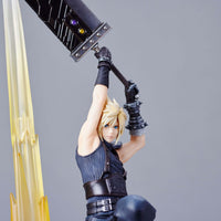 (Pre-vendita) Cloud Strife 30 cm - Final Fantasy VII